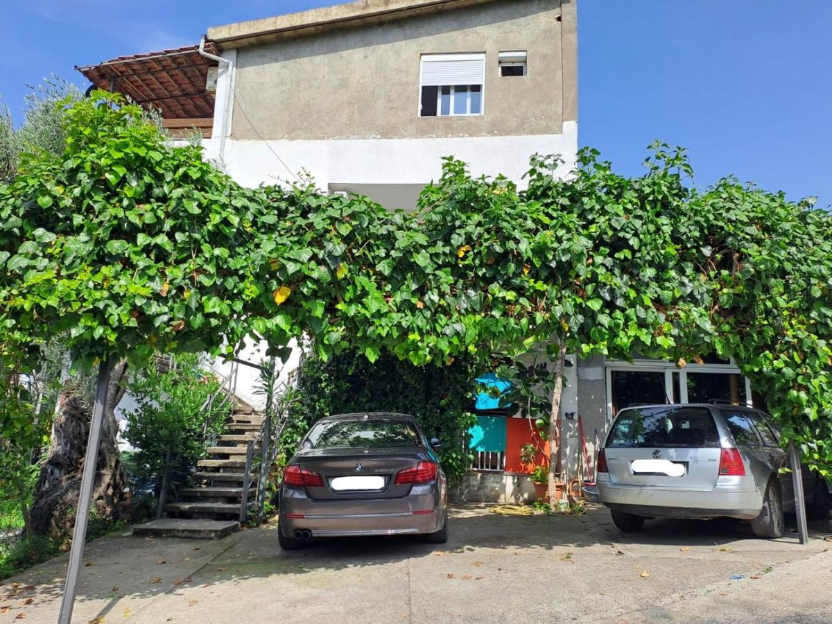 Apartmani Gordana Бар Экстерьер фото